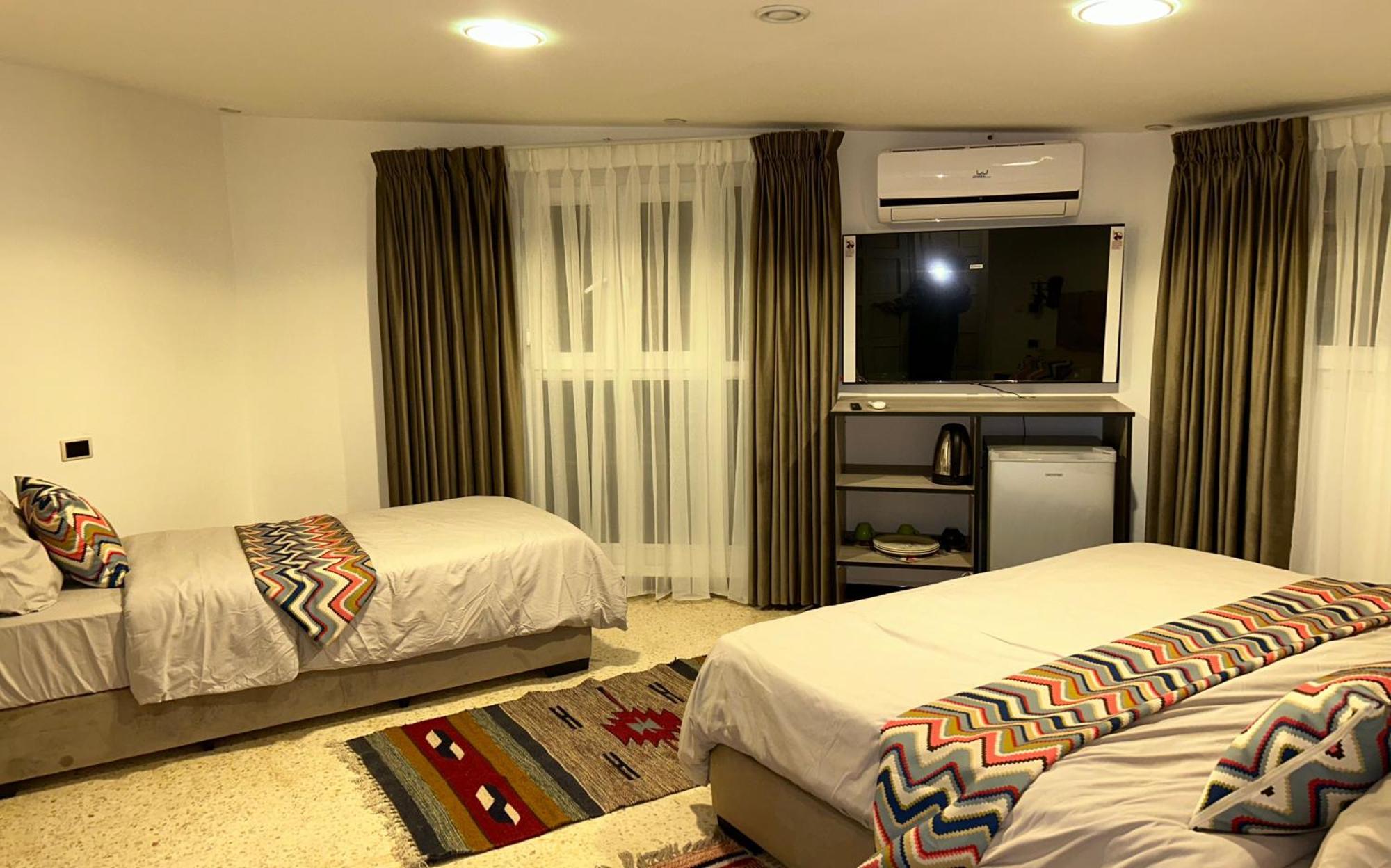 Celestia Boutique Inn - Boutique Stay Overlooking Jerash Ruins Džaraš Exteriér fotografie
