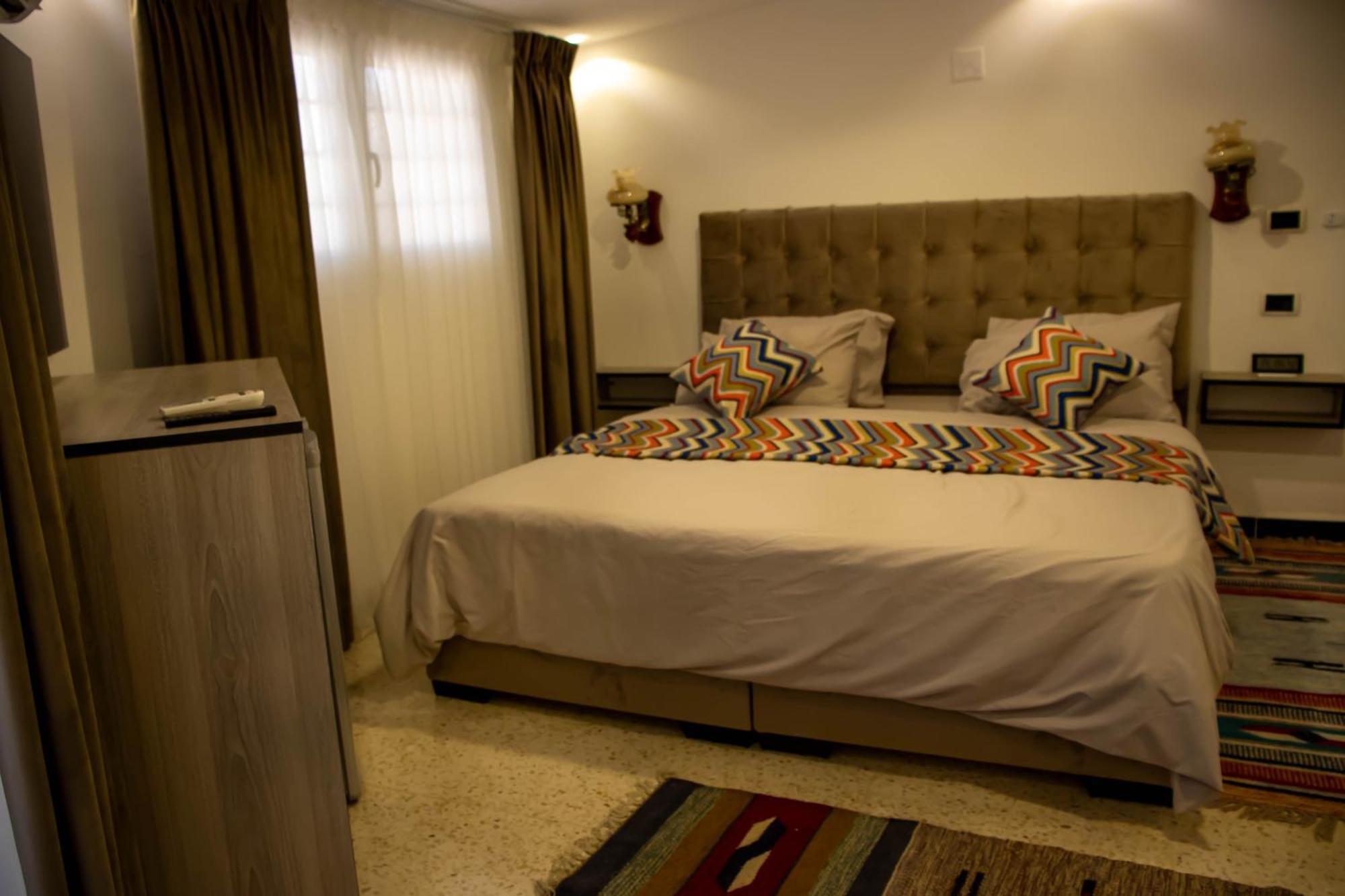 Celestia Boutique Inn - Boutique Stay Overlooking Jerash Ruins Džaraš Exteriér fotografie