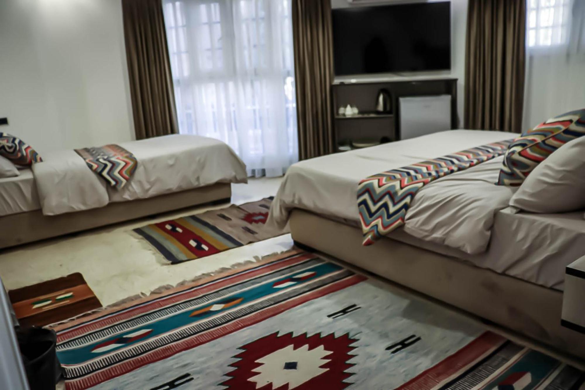 Celestia Boutique Inn - Boutique Stay Overlooking Jerash Ruins Džaraš Pokoj fotografie