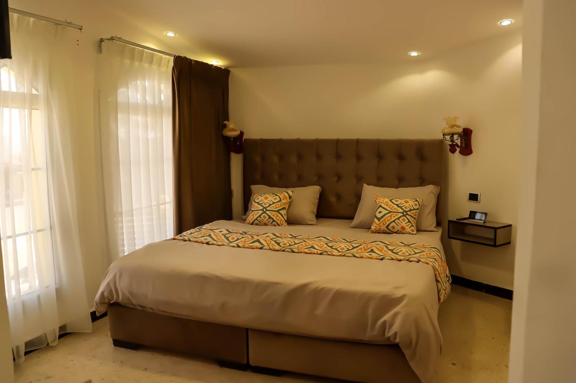 Celestia Boutique Inn - Boutique Stay Overlooking Jerash Ruins Džaraš Exteriér fotografie
