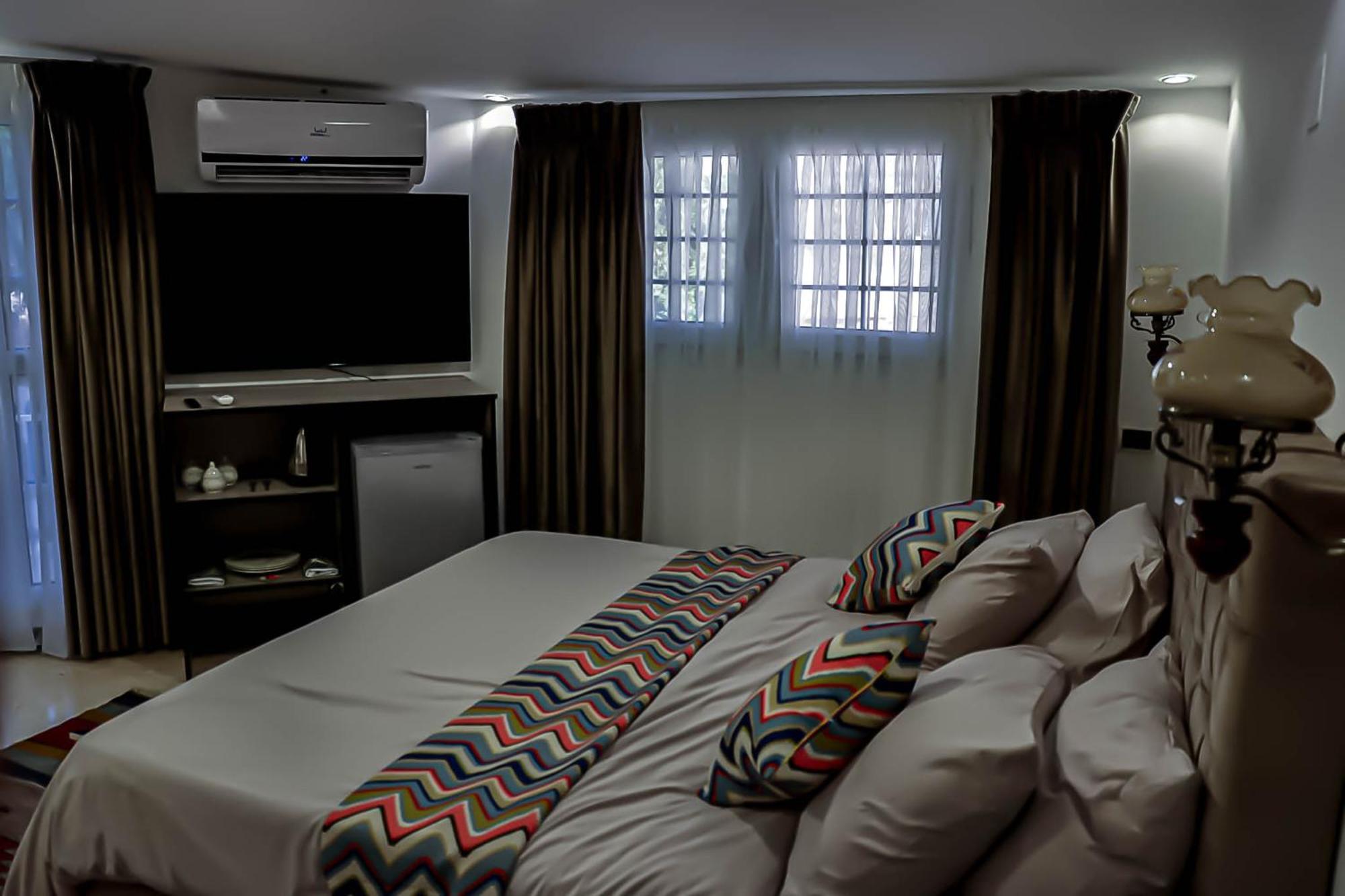 Celestia Boutique Inn - Boutique Stay Overlooking Jerash Ruins Džaraš Exteriér fotografie
